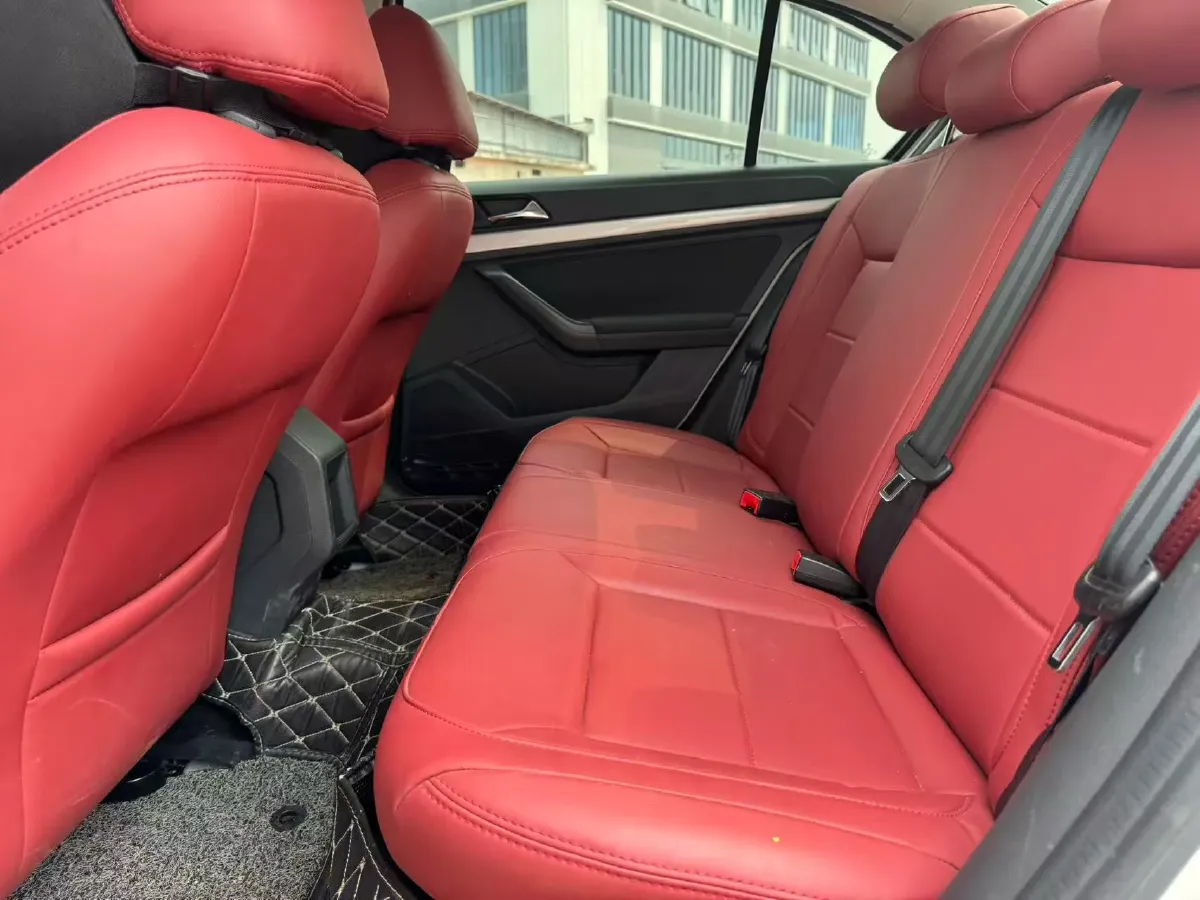 2017 Volkswagen Lavida 1.6L 110HP L4 6AT,autocango,china used car exporter,china ev exporter,chinese used car exporter,chinese used ev exporter