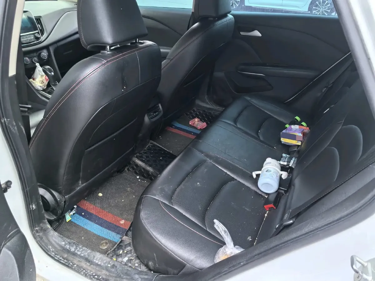 2022 Chevrolet Monza 1.0T 125HP L3 6DCT,autocango,china used car exporter,china ev exporter,chinese used car exporter,chinese used ev exporter