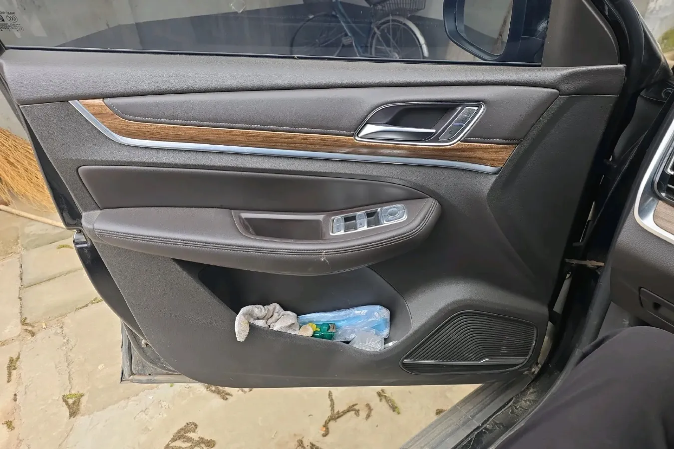 2019 Roewe RX8 2.0T 222HP L4 6AT,autocango,china used car exporter,china ev exporter,chinese used car exporter,chinese used ev exporter