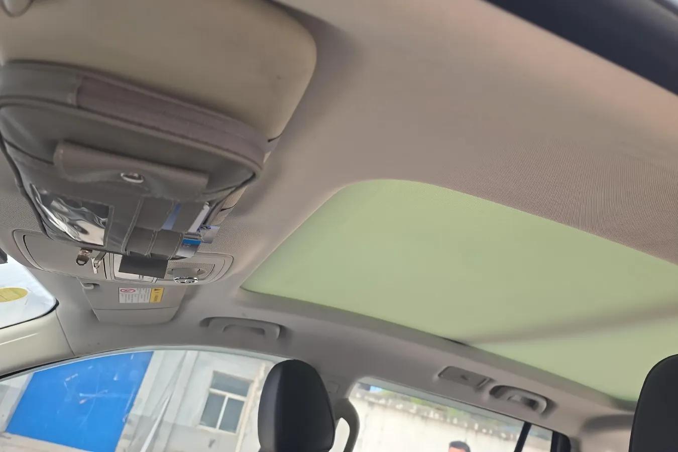 2019 Roewe RX8 2.0T 222HP L4 6AT,autocango,china used car exporter,china ev exporter,chinese used car exporter,chinese used ev exporter