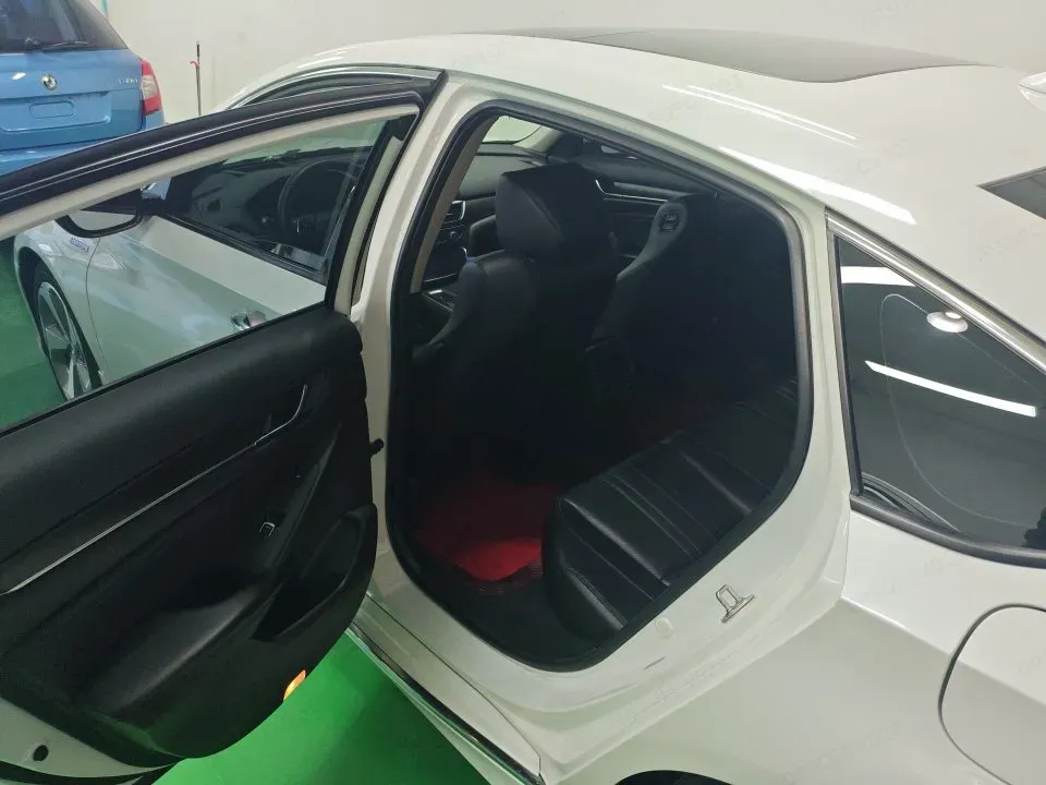 2018 Honda Accord 2.0L 146HP L4 E-CVT Hybrid,autocango,china used car exporter,china ev exporter,chinese used car exporter,chinese used ev exporter