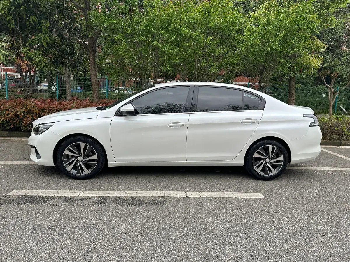 2020 Peugeot 408 1.6T 170HP L4 6AT,autocango,china used car exporter,china ev exporter,chinese used car exporter,chinese used ev exporter