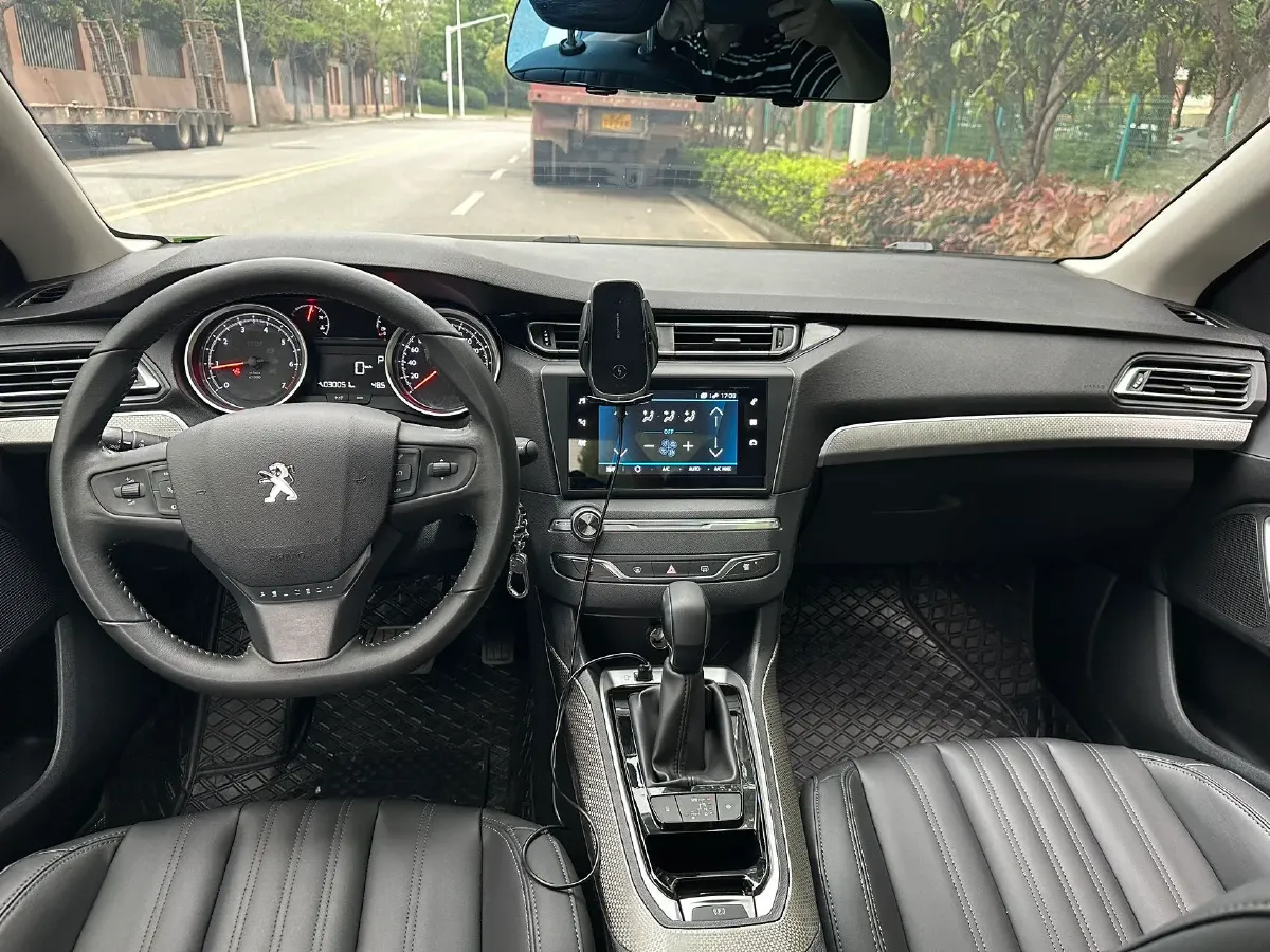 2020 Peugeot 408 1.6T 170HP L4 6AT,autocango,china used car exporter,china ev exporter,chinese used car exporter,chinese used ev exporter