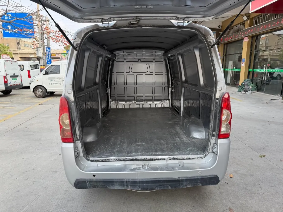 2020 Dongfeng RuiQi 6 2.3T 163HP L4 8AT,autocango,china used car exporter,china ev exporter,chinese used car exporter,chinese used ev exporter