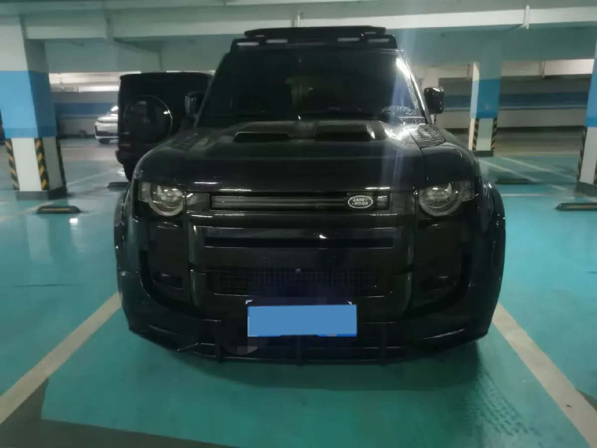 2023 Land Rover Defender 3.0T 400HP L6 8AT,autocango,china used car exporter,china ev exporter,chinese used car exporter,chinese used ev exporter
