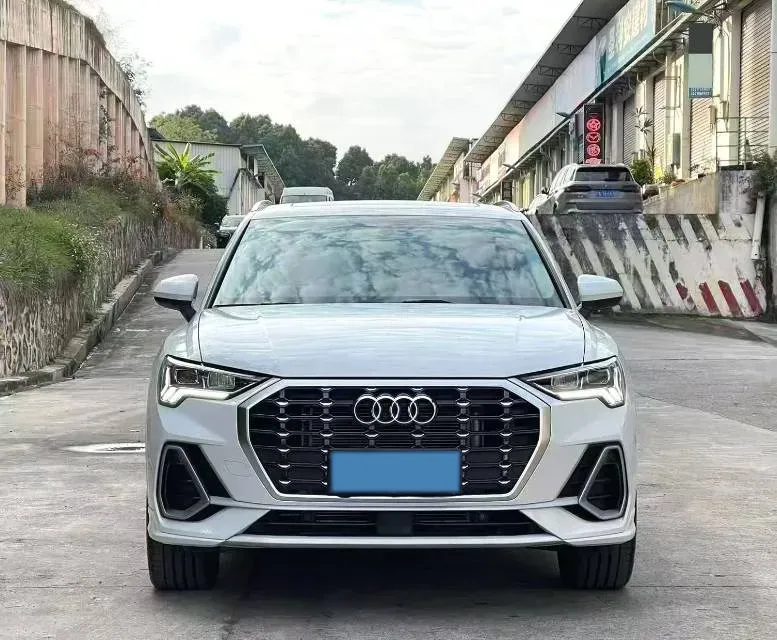 2021 Audi Q3 1.4T 150HP L4 7DCT,autocango,china used car exporter,china ev exporter,chinese used car exporter,chinese used ev exporter
