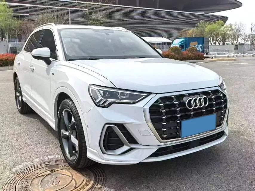 2021 Audi Q3 1.4T 150HP L4 7DCT,autocango,china used car exporter,china ev exporter,chinese used car exporter,chinese used ev exporter