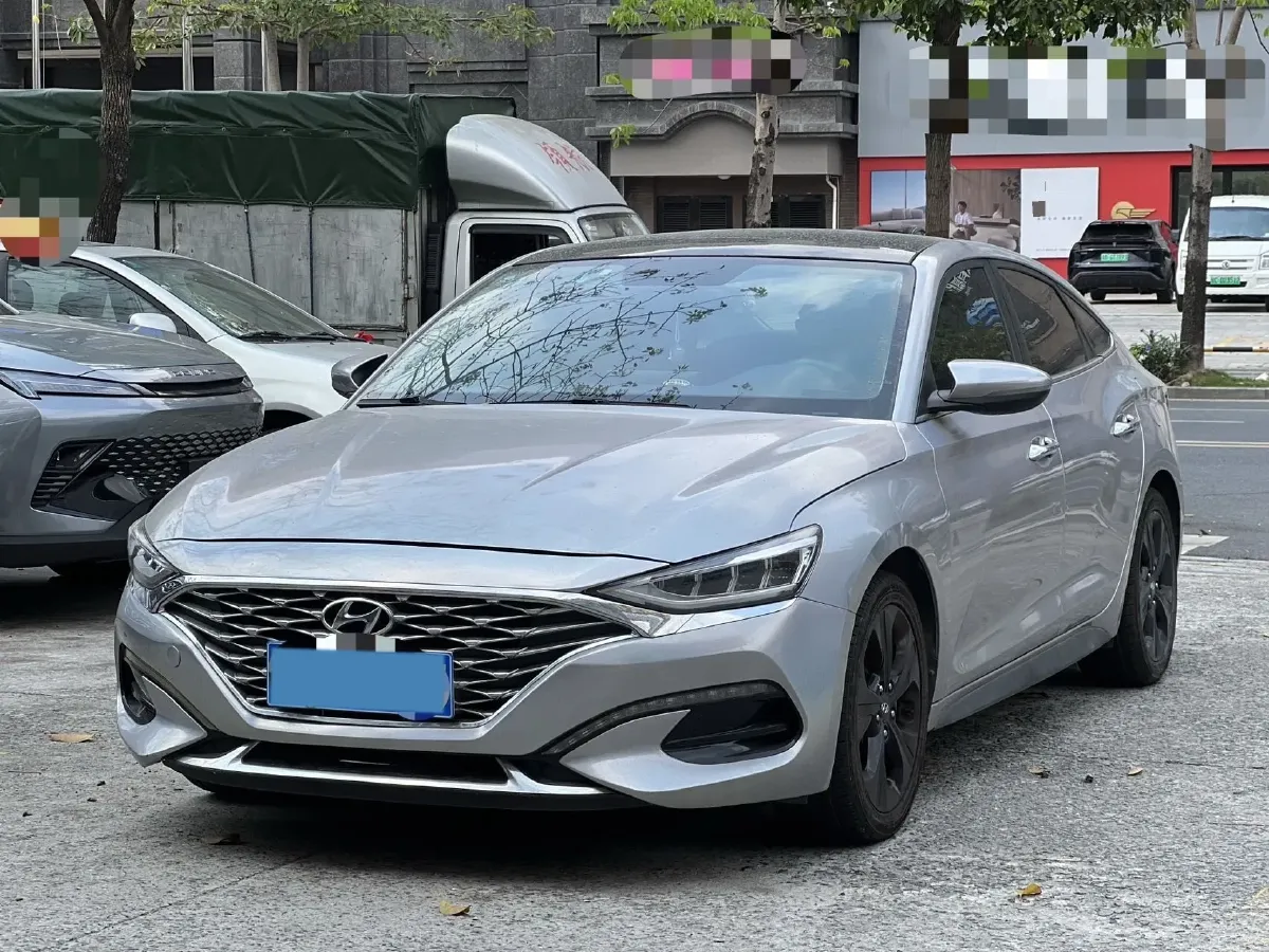 2019 Hyundai La Festa 1.6T 204HP L4 7DCT,autocango,china used car exporter,china ev exporter,chinese used car exporter,chinese used ev exporter
