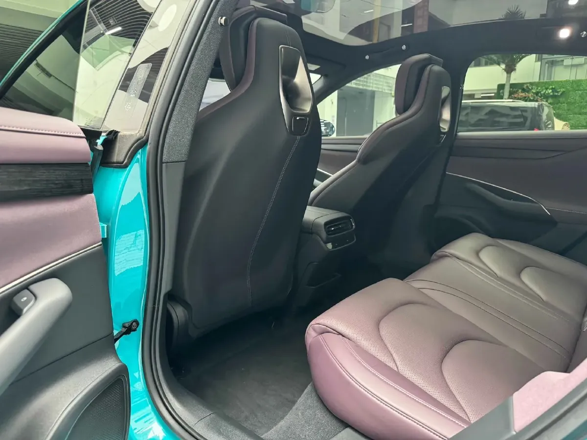 2024 MI SU7 BEV 94.3KWH,autocango,china used car exporter,china ev exporter,chinese used car exporter,chinese used ev exporter