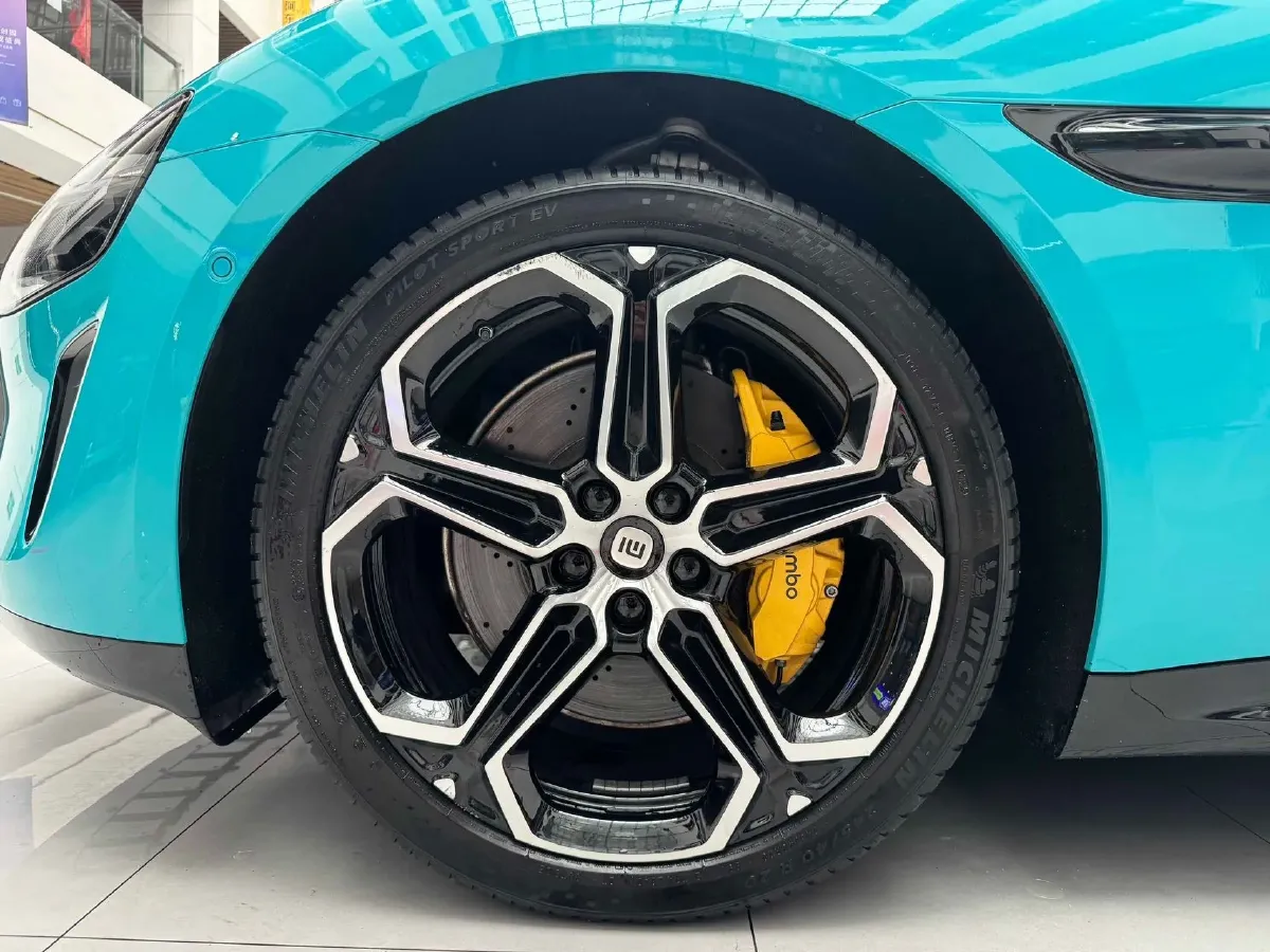 2024 MI SU7 BEV 94.3KWH,autocango,china used car exporter,china ev exporter,chinese used car exporter,chinese used ev exporter