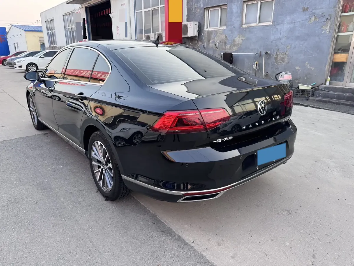 2020 Volkswagen Magotan 2.0T 186HP L4 7DCT,autocango,china used car exporter,china ev exporter,chinese used car exporter,chinese used ev exporter