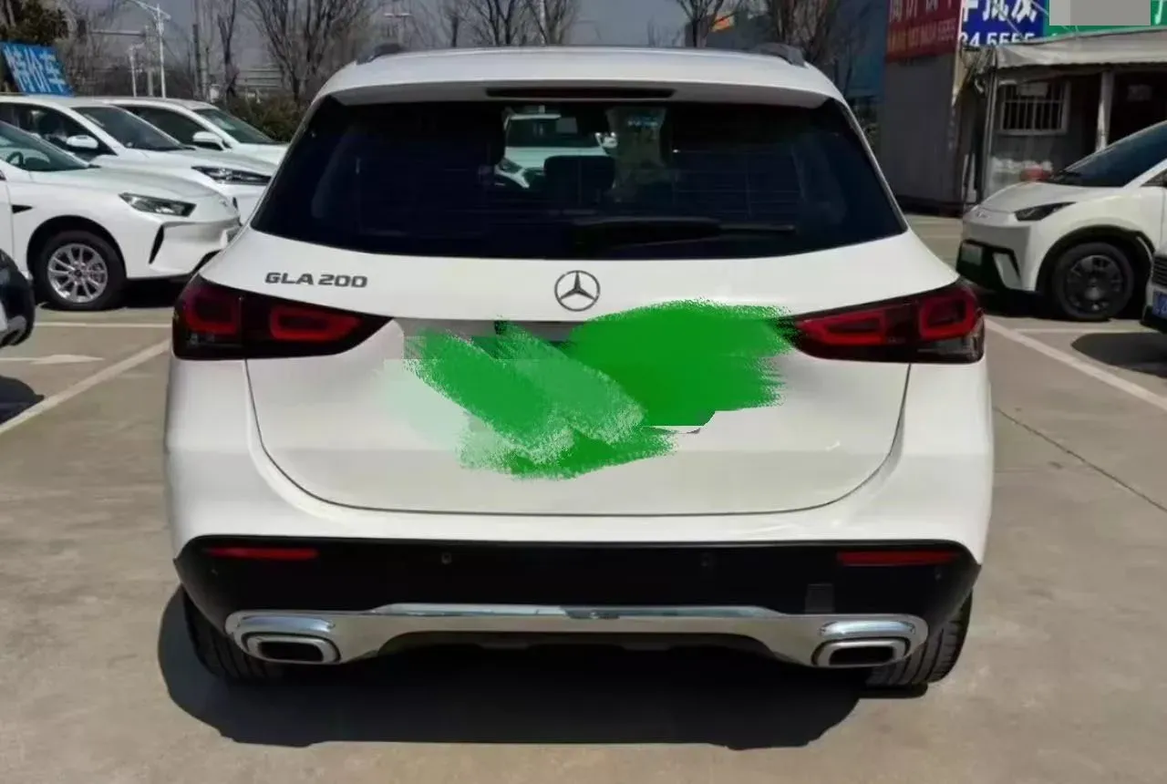 2022 Mercedes-Benz GLA Class 1.3T 136HP L4 7DCT,autocango,china used car exporter,china ev exporter,chinese used car exporter,chinese used ev exporter