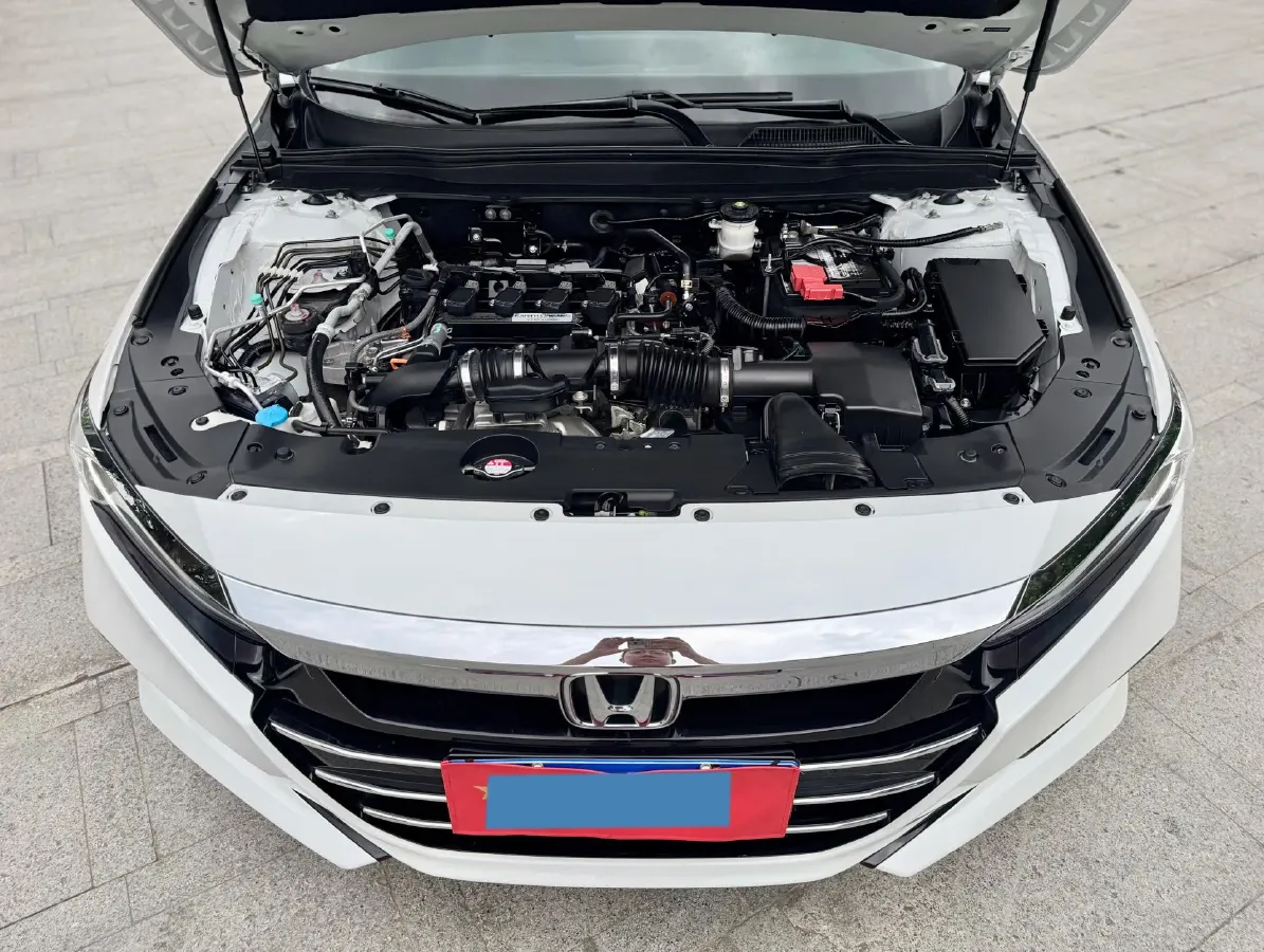 2022 Honda Accord 1.5T 194HP L4 CVT,autocango,china used car exporter,china ev exporter,chinese used car exporter,chinese used ev exporter