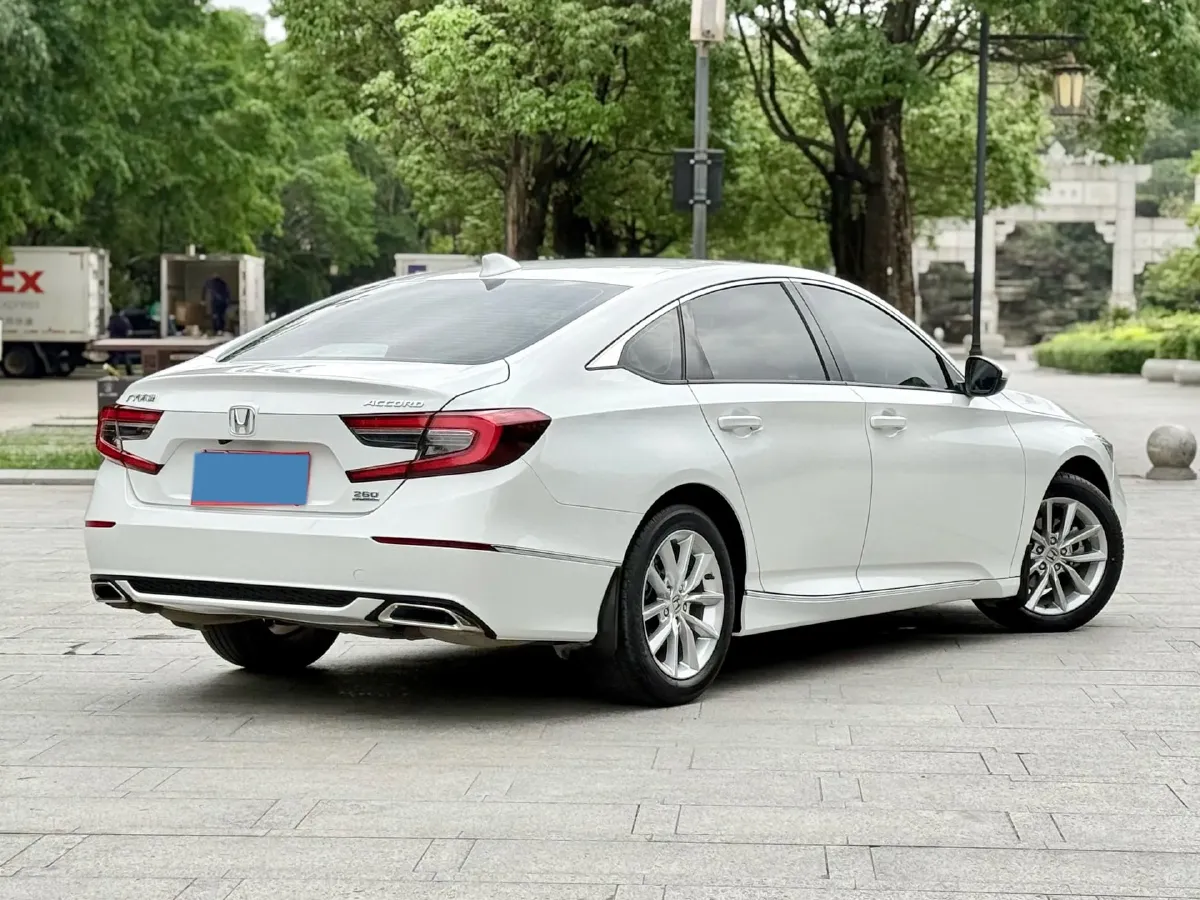 2022 Honda Accord 1.5T 194HP L4 CVT,autocango,china used car exporter,china ev exporter,chinese used car exporter,chinese used ev exporter