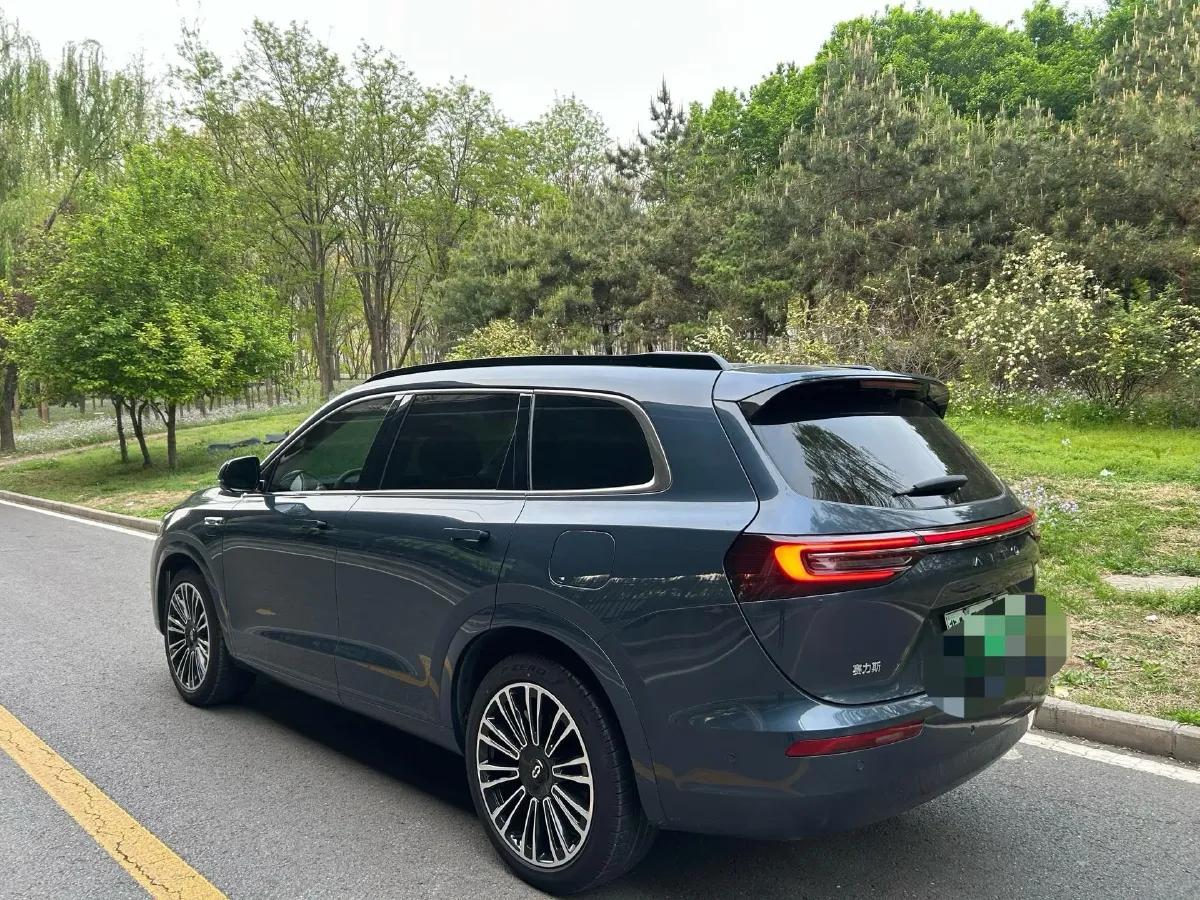 2024 AITO AITO M7 1.5T 152HP L4 REEV 42KWH,autocango,china used car exporter,china ev exporter,chinese used car exporter,chinese used ev exporter