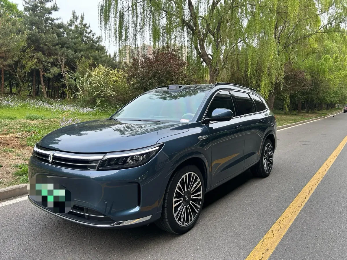 2024 AITO AITO M7 1.5T 152HP L4 REEV 42KWH,autocango,china used car exporter,china ev exporter,chinese used car exporter,chinese used ev exporter