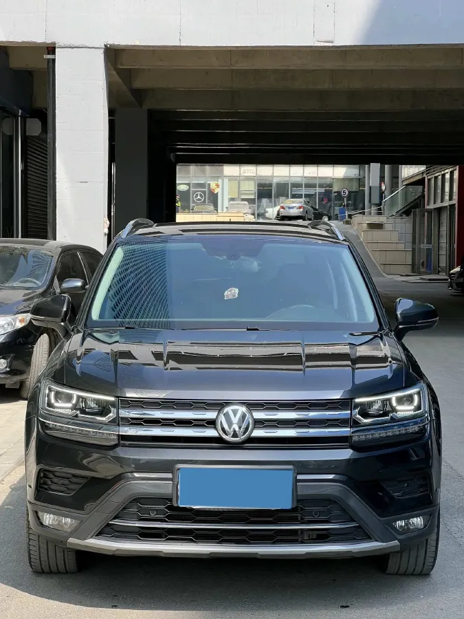 2019 Jeep Compass 1.3T 173HP L4 9AT,autocango,china used car exporter,china ev exporter,chinese used car exporter,chinese used ev exporter