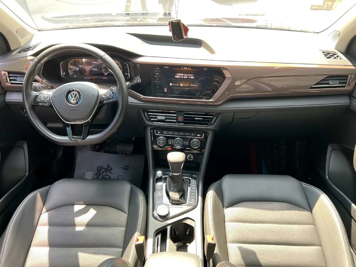 2019 Jeep Compass 1.3T 173HP L4 9AT,autocango,china used car exporter,china ev exporter,chinese used car exporter,chinese used ev exporter