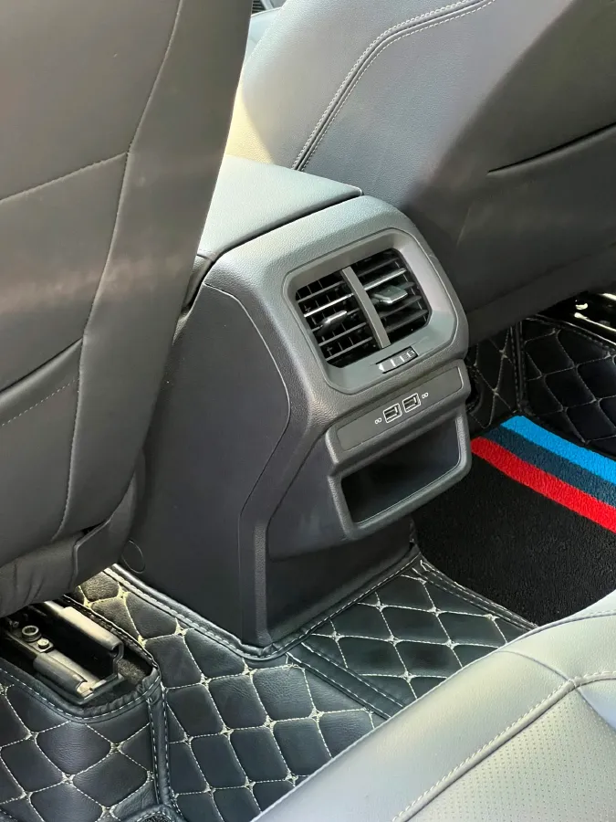 2019 Jeep Compass 1.3T 173HP L4 9AT,autocango,china used car exporter,china ev exporter,chinese used car exporter,chinese used ev exporter