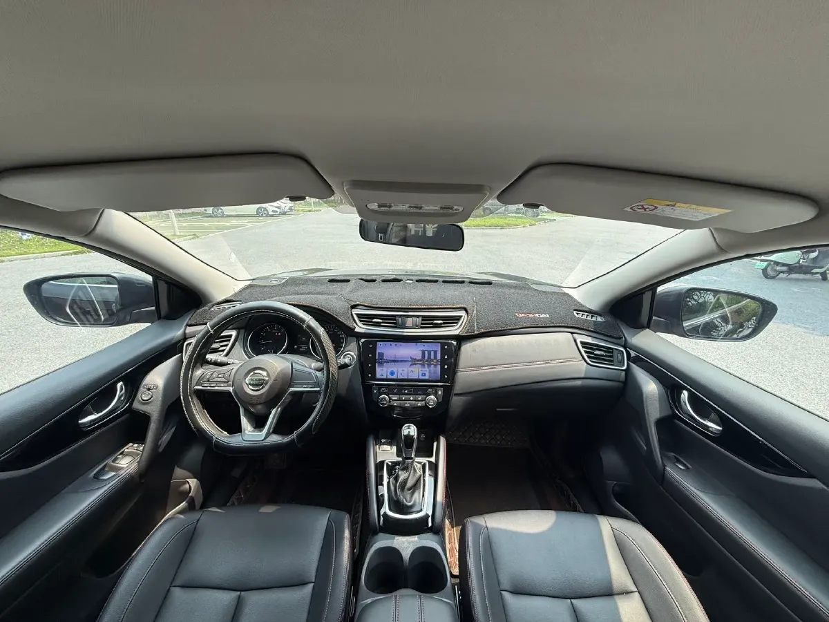 2022 Nissan Qashqai 2.0L 151HP L4 CVT,autocango,china used car exporter,china ev exporter,chinese used car exporter,chinese used ev exporter