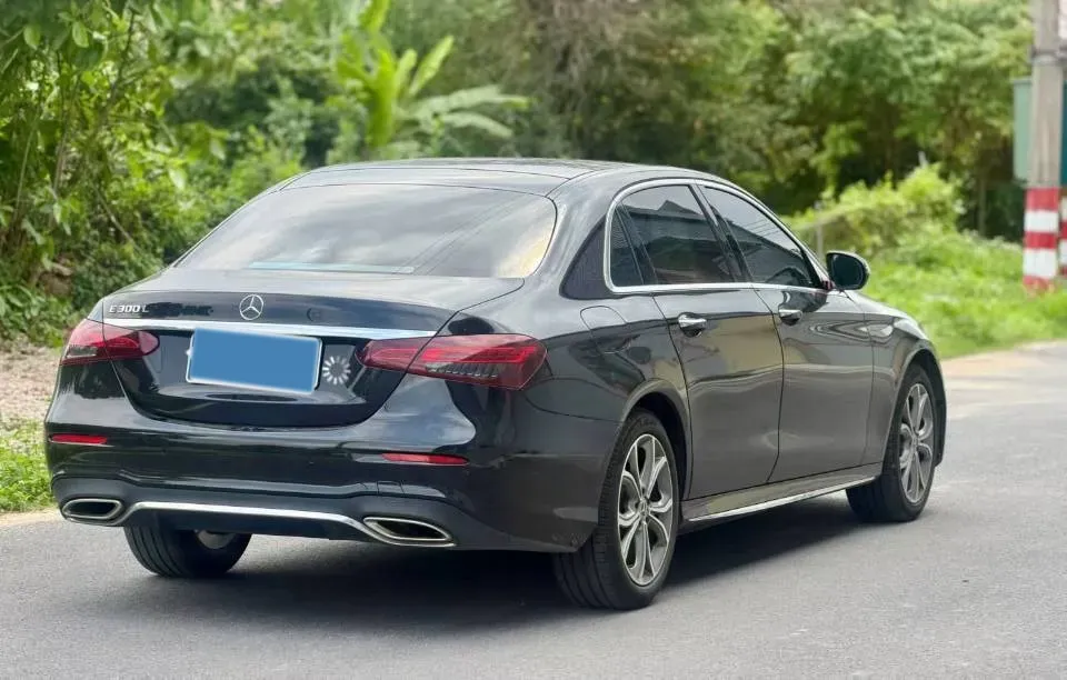 2021 Mercedes-Benz E Class 2.0T 258HP L4 9AT,autocango,china used car exporter,china ev exporter,chinese used car exporter,chinese used ev exporter
