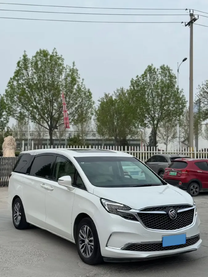 2022 Buick GL8 2.0T 237HP L4 9AT,autocango,china used car exporter,china ev exporter,chinese used car exporter,chinese used ev exporter