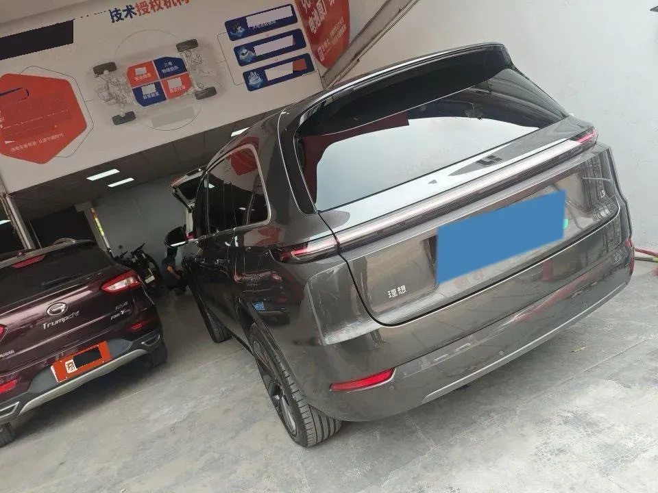 2022 Li L9 Range Extended 154HP REEV 42.6KWH,autocango,china used car exporter,china ev exporter,chinese used car exporter,chinese used ev exporter