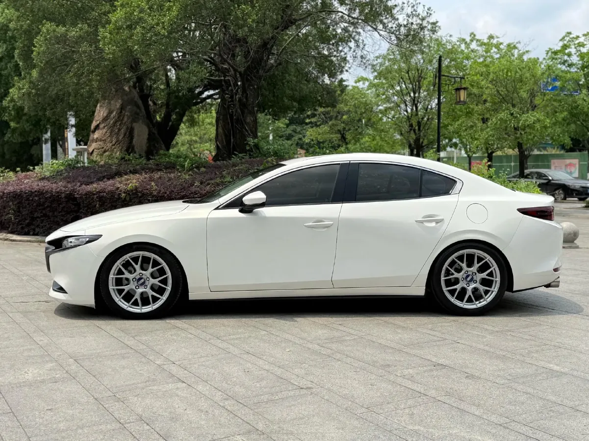2020 Mazda 3 Axela 2.0L 158HP L4 6AT,autocango,china used car exporter,china ev exporter,chinese used car exporter,chinese used ev exporter