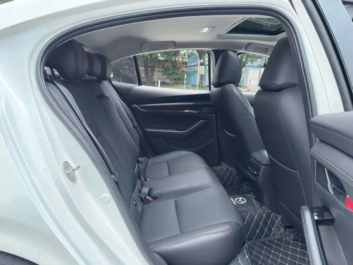 2020 Mazda 3 Axela 2.0L 158HP L4 6AT,autocango,china used car exporter,china ev exporter,chinese used car exporter,chinese used ev exporter