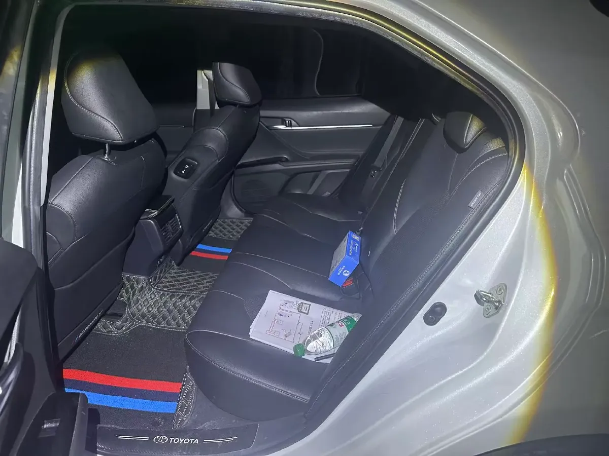 2021 Toyota Camry 2.5L 209HP L4 8AT,autocango,china used car exporter,china ev exporter,chinese used car exporter,chinese used ev exporter