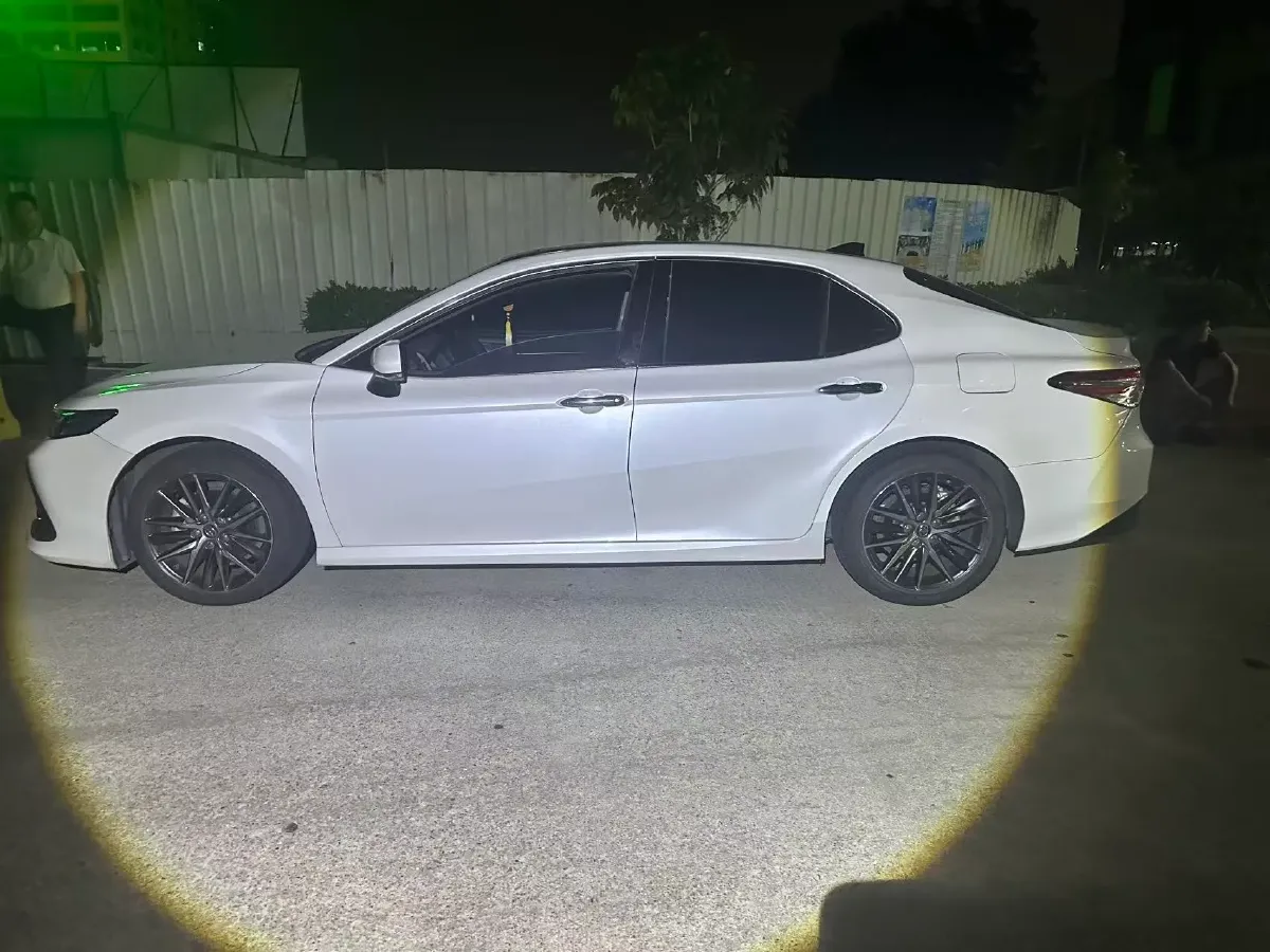 2021 Toyota Camry 2.5L 209HP L4 8AT,autocango,china used car exporter,china ev exporter,chinese used car exporter,chinese used ev exporter