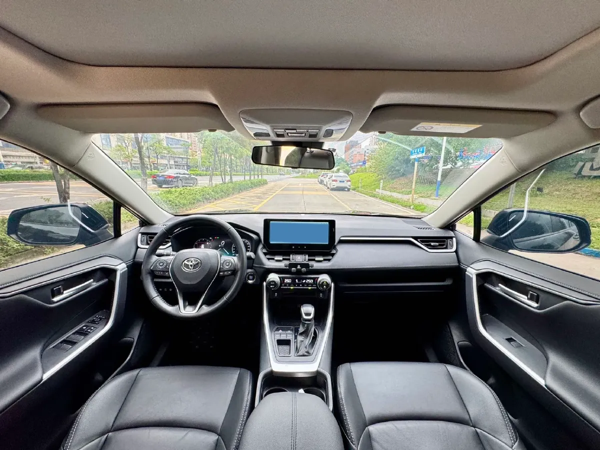 2023 Toyota Wildlander 2.0L 171HP L4 CVT,autocango,china used car exporter,china ev exporter,chinese used car exporter,chinese used ev exporter