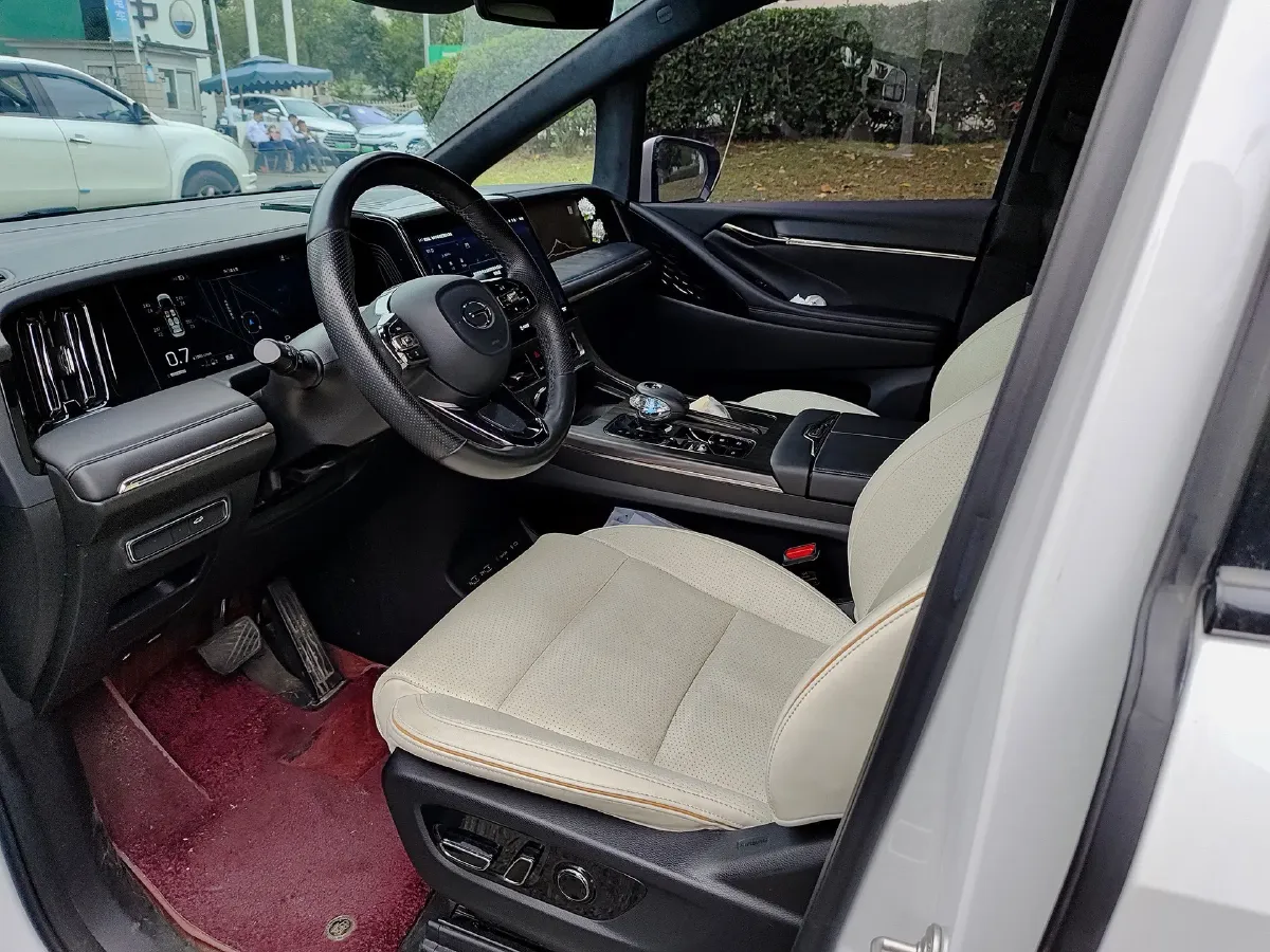 2023 GAC Trumpchi M8 2.0T 252HP L4 8AT,autocango,china used car exporter,china ev exporter,chinese used car exporter,chinese used ev exporter