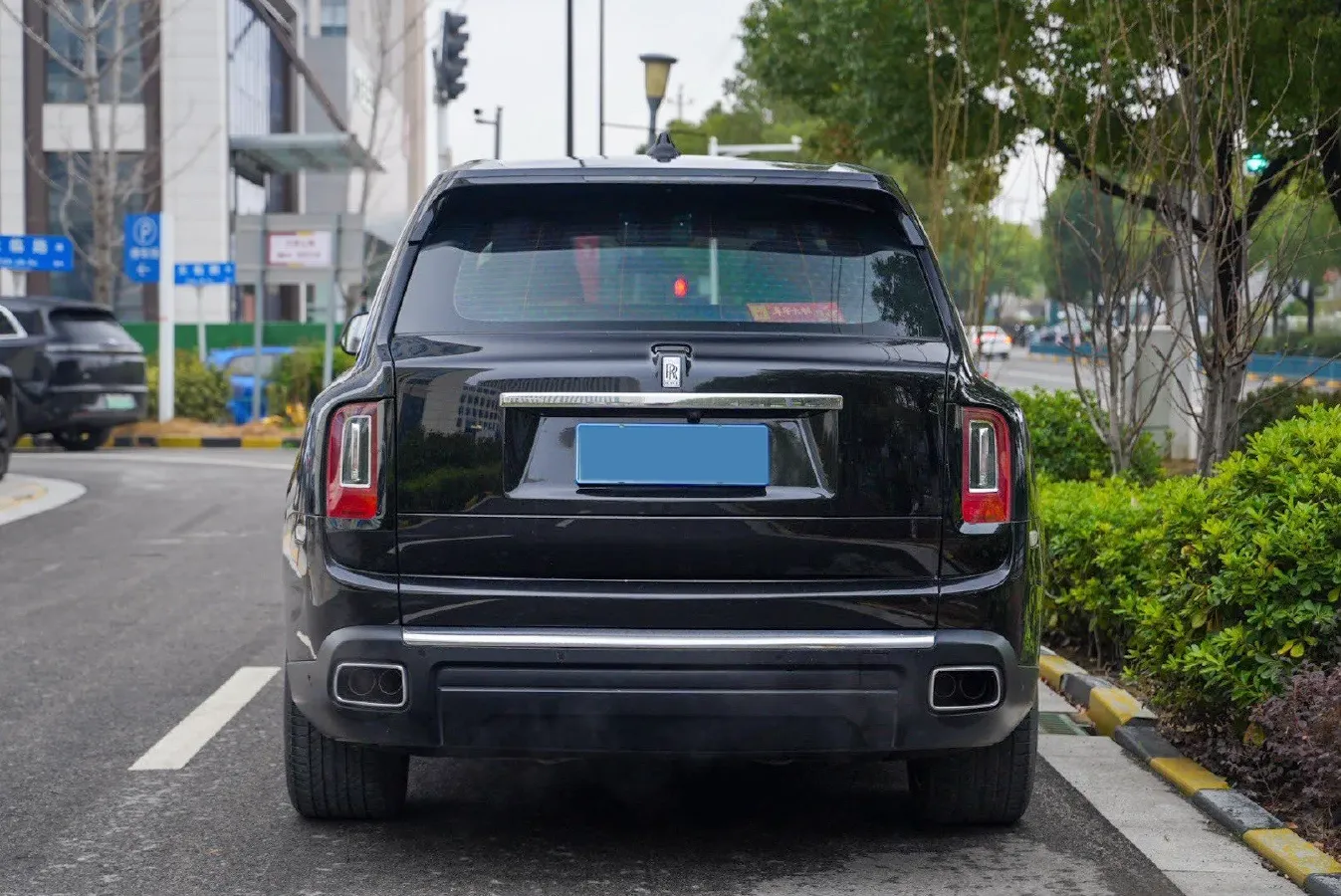 2018 Rolls-Royce Cullinan 6.7T 571HP V12 8AT,autocango,china used car exporter,china ev exporter,chinese used car exporter,chinese used ev exporter