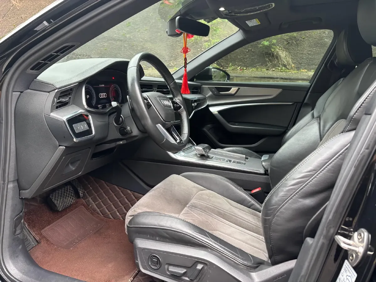 2019 Mercedes-Benz E Class 1.5T 184HP L4 9AT,autocango,china used car exporter,china ev exporter,chinese used car exporter,chinese used ev exporter