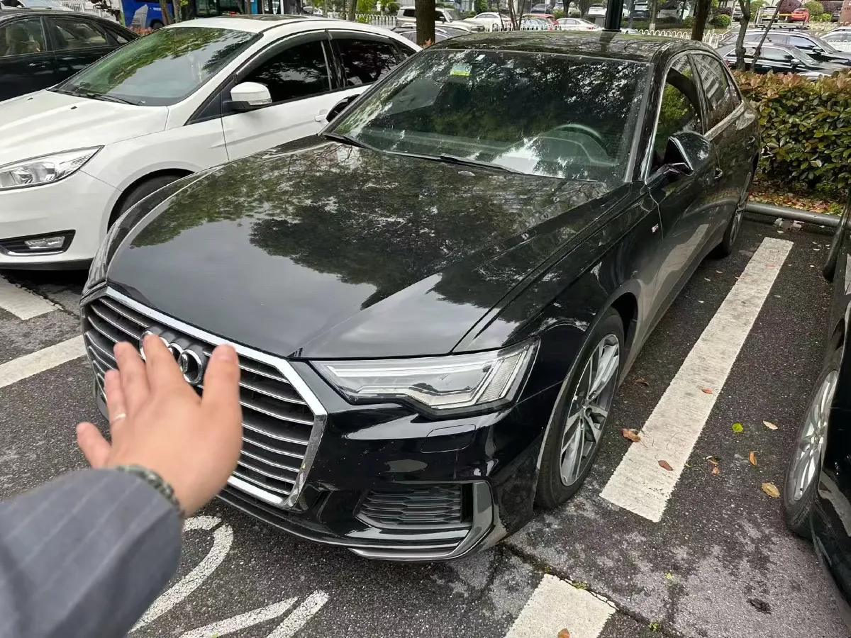 2019 Mercedes-Benz E Class 1.5T 184HP L4 9AT,autocango,china used car exporter,china ev exporter,chinese used car exporter,chinese used ev exporter