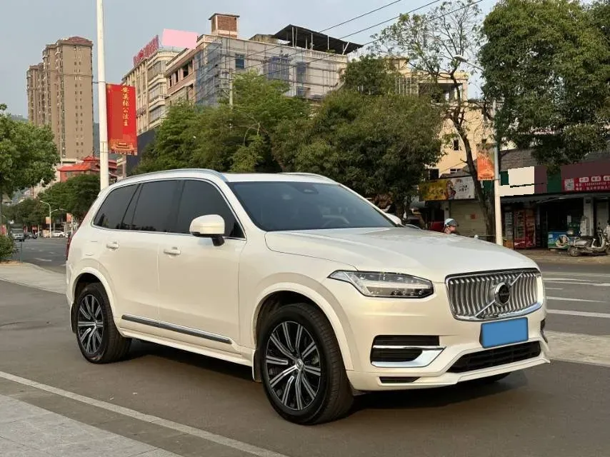 2024 Volvo XC90 2.0T 299HP L4 8AT,autocango,china used car exporter,china ev exporter,chinese used car exporter,chinese used ev exporter