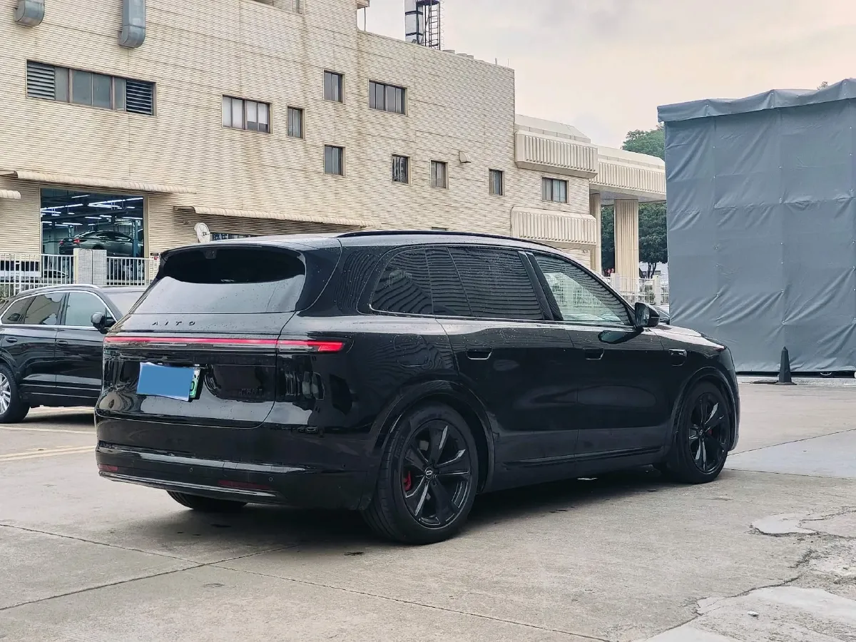 2026 AITO AITO M7 REEV 160HP REEV,autocango,china used car exporter,china ev exporter,chinese used car exporter,chinese used ev exporter