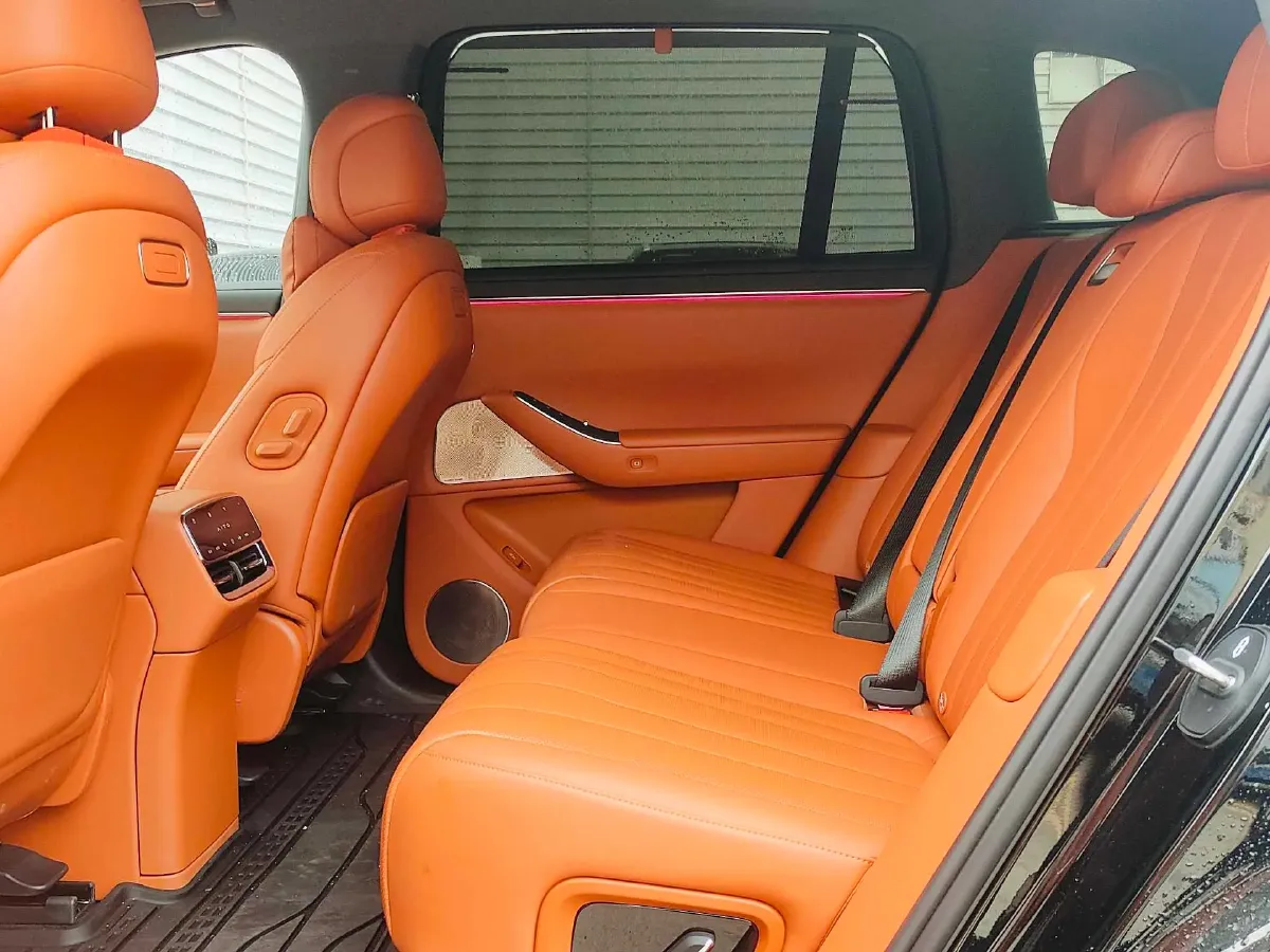 2026 AITO AITO M7 REEV 160HP REEV,autocango,china used car exporter,china ev exporter,chinese used car exporter,chinese used ev exporter