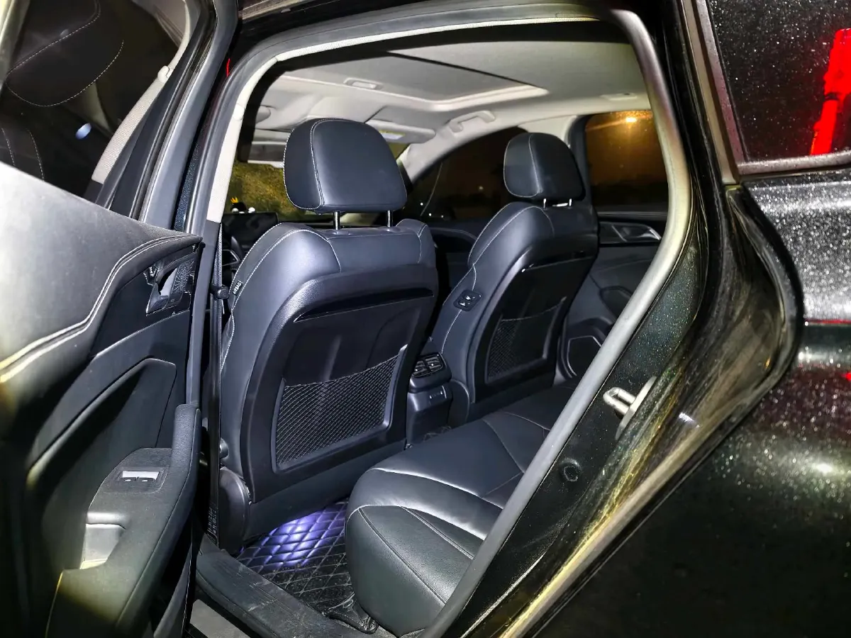 2019 HongQi H5 1.8T 180HP L4 6AT,autocango,china used car exporter,china ev exporter,chinese used car exporter,chinese used ev exporter