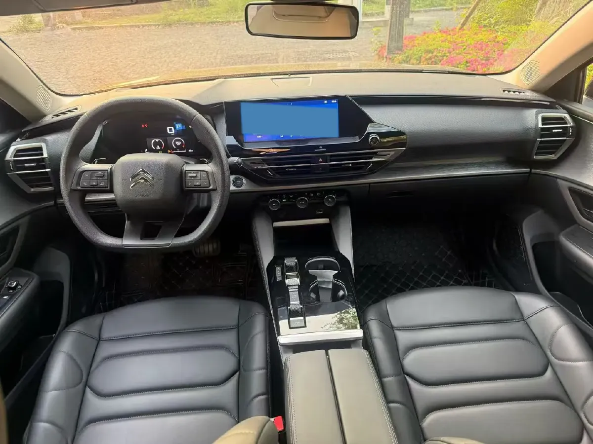 2025 Geely Preface 1.5T 181HP L4 7DCT,autocango,china used car exporter,china ev exporter,chinese used car exporter,chinese used ev exporter