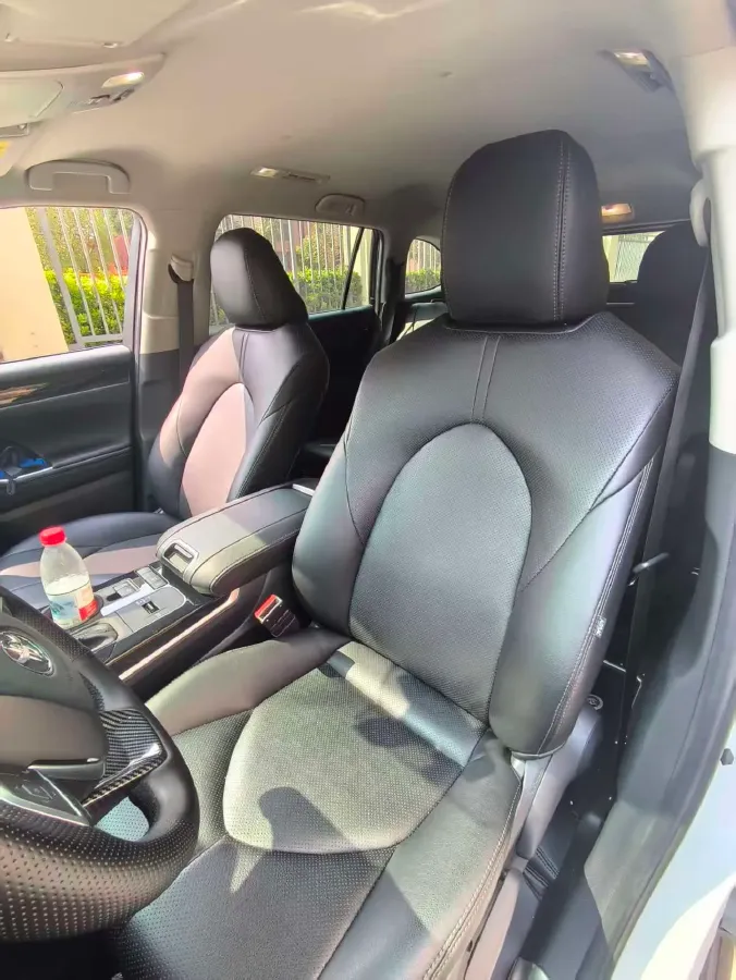 2023 Toyota Highlander 2.5L 189HP L4 E-CVT Hybrid,autocango,china used car exporter,china ev exporter,chinese used car exporter,chinese used ev exporter