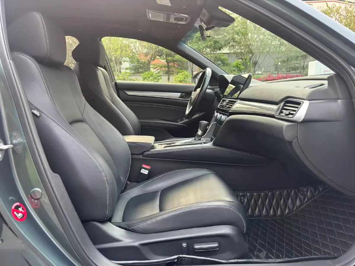 2022 Honda Inspire 1.5T 194HP L4 CVT,autocango,china used car exporter,china ev exporter,chinese used car exporter,chinese used ev exporter