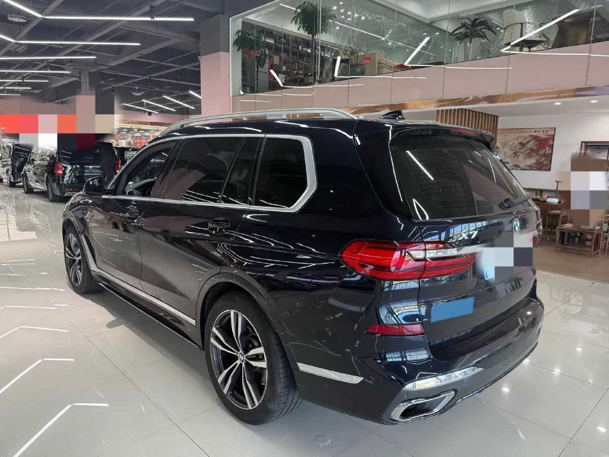 2021 BMW X7 3.0T 340HP L6 8AT,autocango,china used car exporter,china ev exporter,chinese used car exporter,chinese used ev exporter