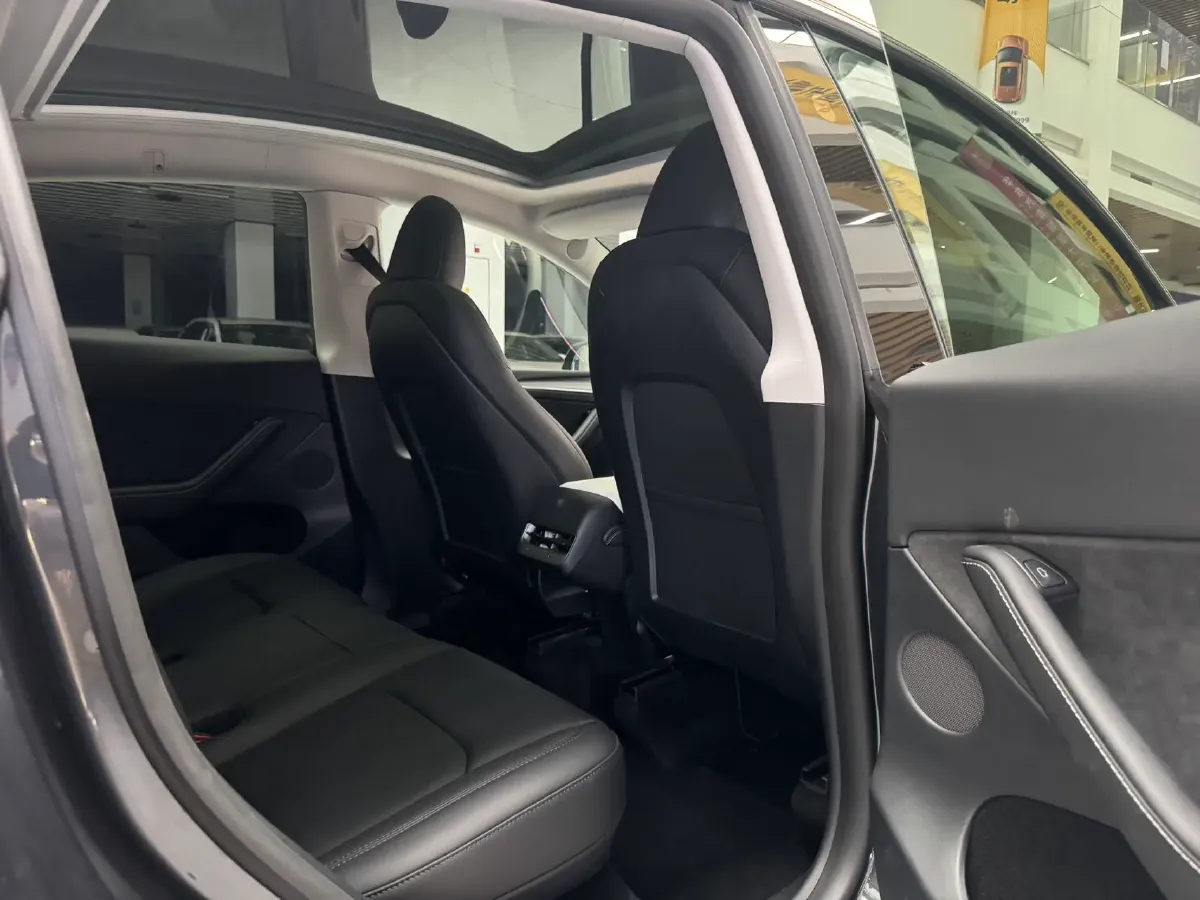 2024 Iveco OuSheng BEV 77.28KWH,autocango,china used car exporter,china ev exporter,chinese used car exporter,chinese used ev exporter