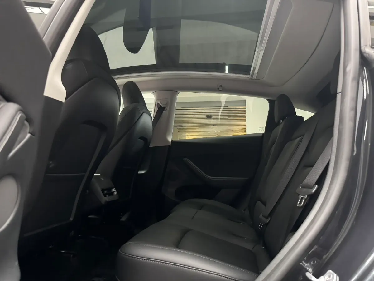 2024 Iveco OuSheng BEV 77.28KWH,autocango,china used car exporter,china ev exporter,chinese used car exporter,chinese used ev exporter