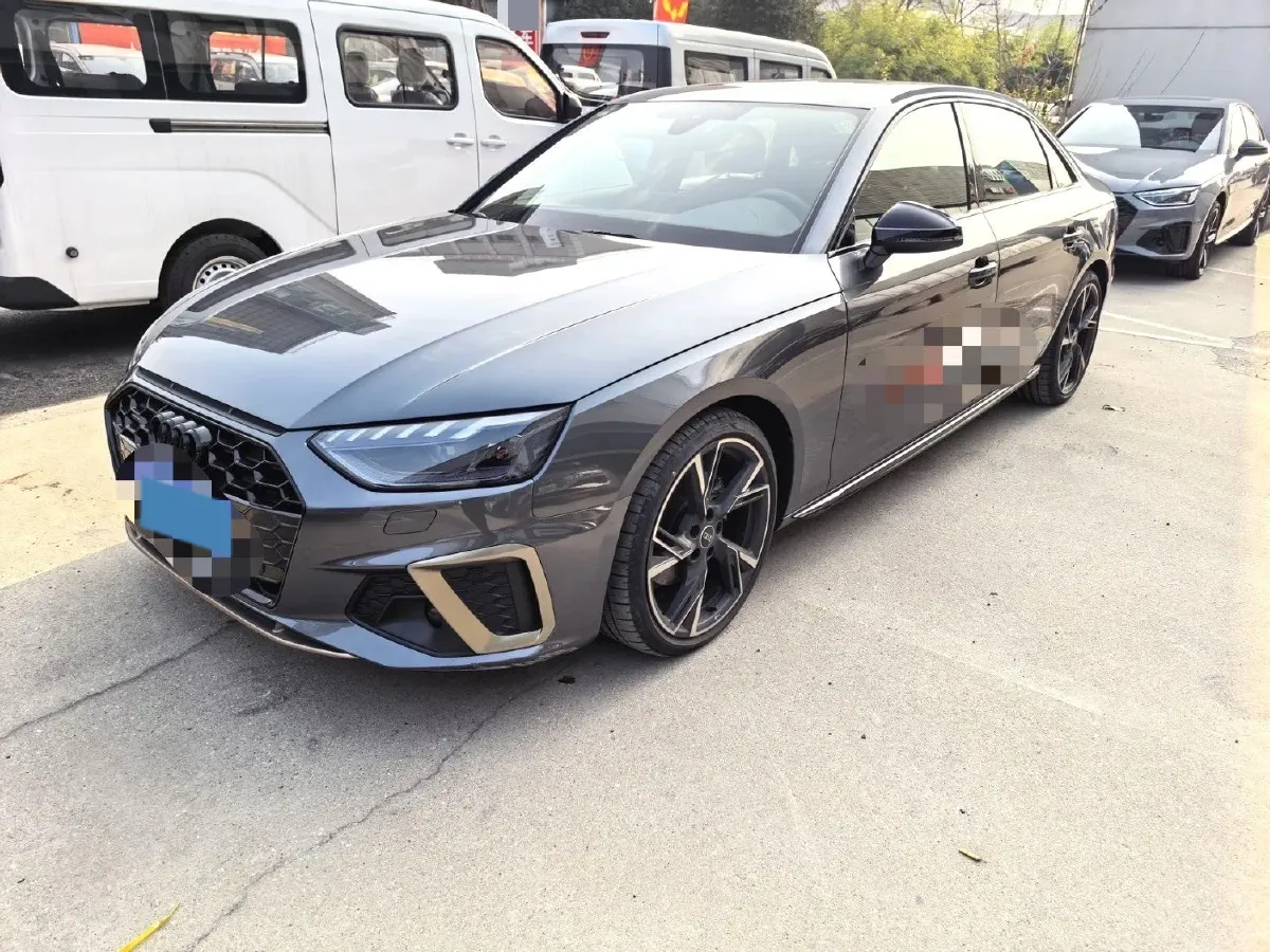 2024 Audi A4L 2.0T 190HP L4 7DCT,autocango,china used car exporter,china ev exporter,chinese used car exporter,chinese used ev exporter