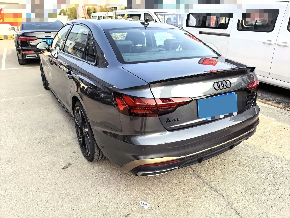2024 Audi A4L 2.0T 190HP L4 7DCT,autocango,china used car exporter,china ev exporter,chinese used car exporter,chinese used ev exporter