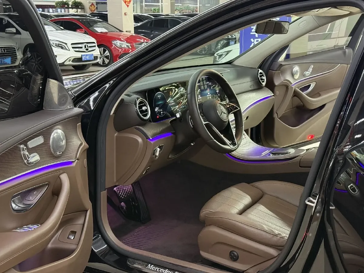 2021 Mercedes-Benz E Class 1.5T 184HP L4 9AT,autocango,china used car exporter,china ev exporter,chinese used car exporter,chinese used ev exporter