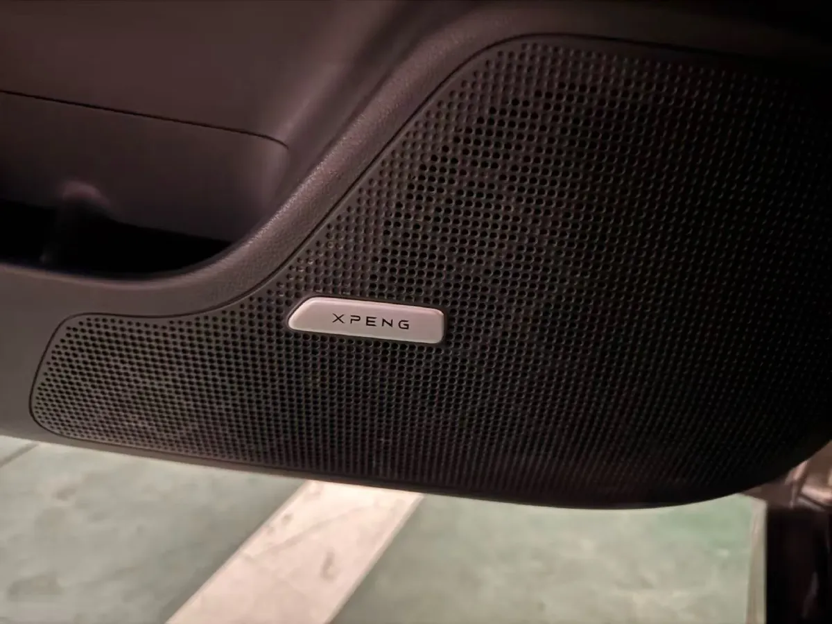 2022 Xpeng P7 BEV 83.1KWH,autocango,china used car exporter,china ev exporter,chinese used car exporter,chinese used ev exporter